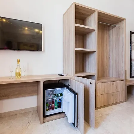 Giardin Exclusive And 住宿加早餐酒店 4*