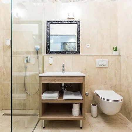 Giardin Exclusive And 住宿加早餐酒店